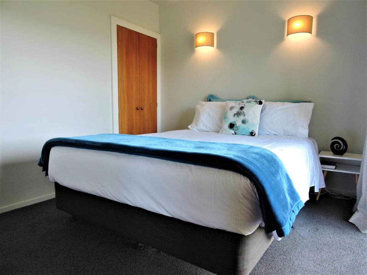 Duvauchelle Seaside Motel Bagian luar foto
